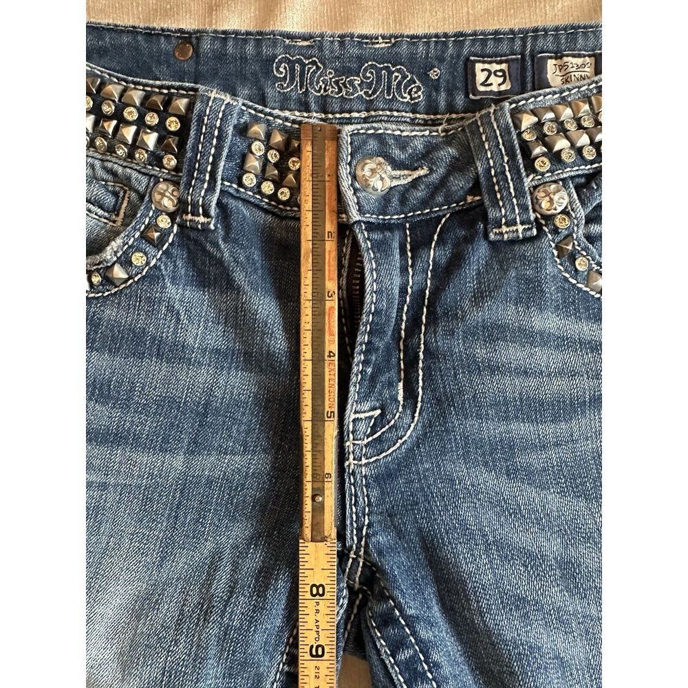 Miss Me Jeans Sz 29 Skinny Studded Rhinestone Belt‎ Low Rise Light Medium Wash - Picture 9 of 10
